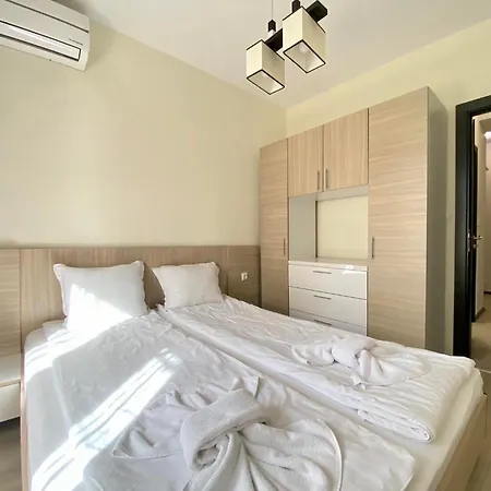 Paradise Complex Apartament *