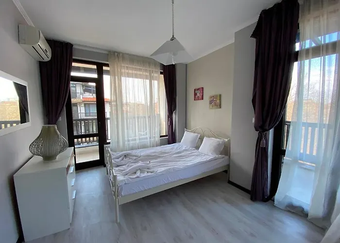 Paradise Complex Daire *