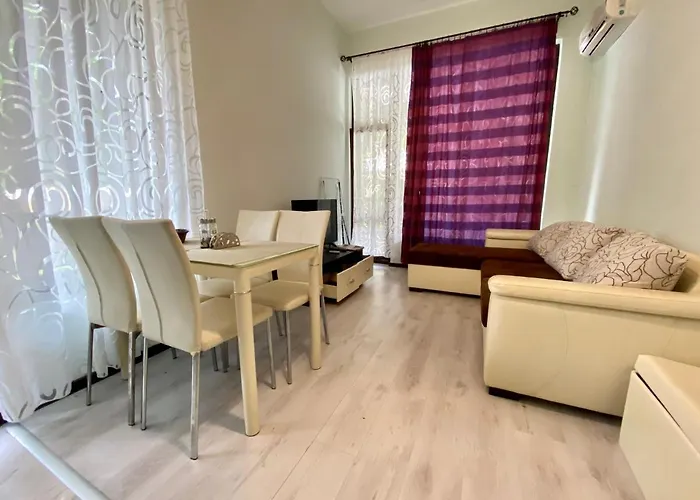 Daire Paradise Complex