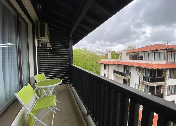 Paradise Complex Daire