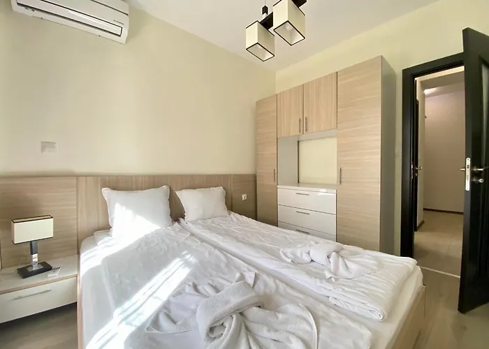 Paradise Complex Daire *