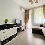 Paradise Complex شقة *