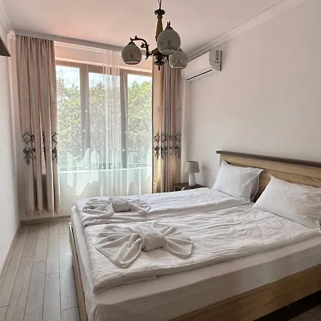 Paradise Complex بريمورسكو